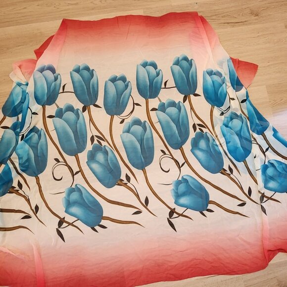 Large Print Chiffon Fabric Tulips Blue Salmon White 12 Yards 55" Wide 3 Pieces - Picture 1 of 8